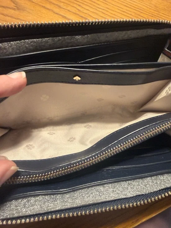 Kate Spade Blue and Red Floral Wallet W 4.75 L8 - Picture 9 of 15